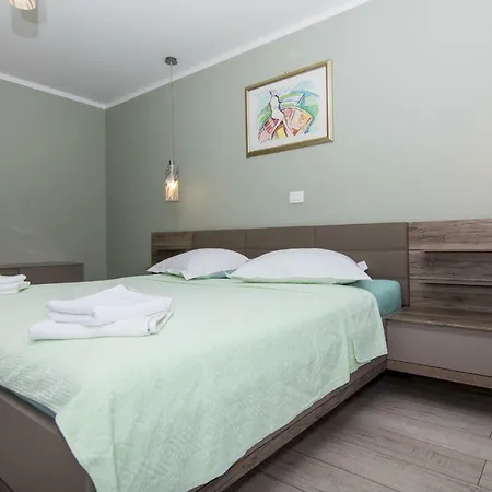 Apartman Marin *