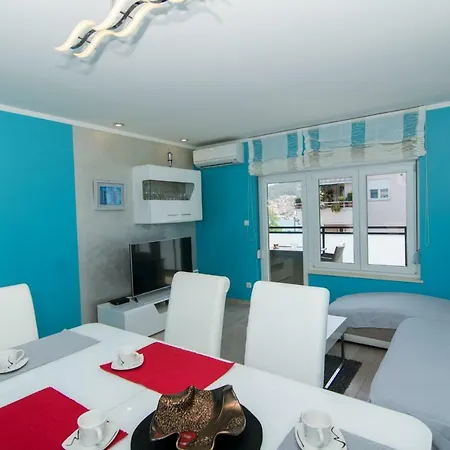 Marin Apartment *