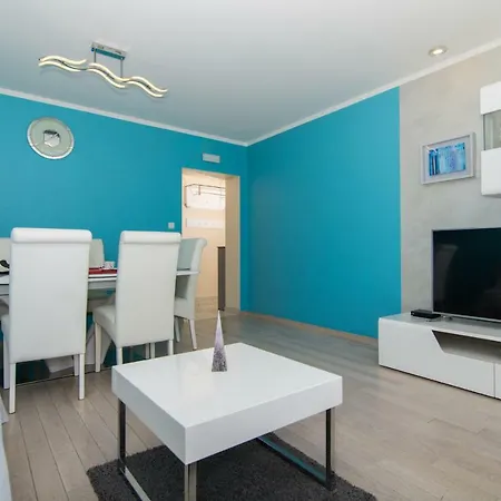 Apartman Marin *