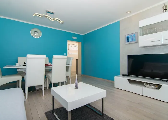 Apartament Marin *