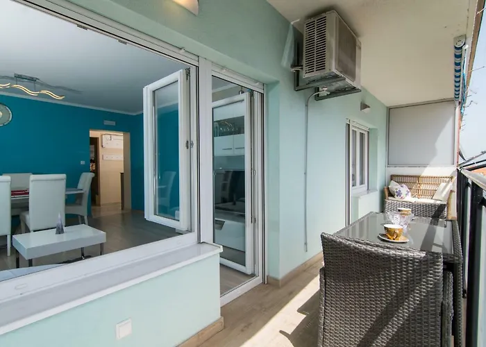 Apartament Marin *